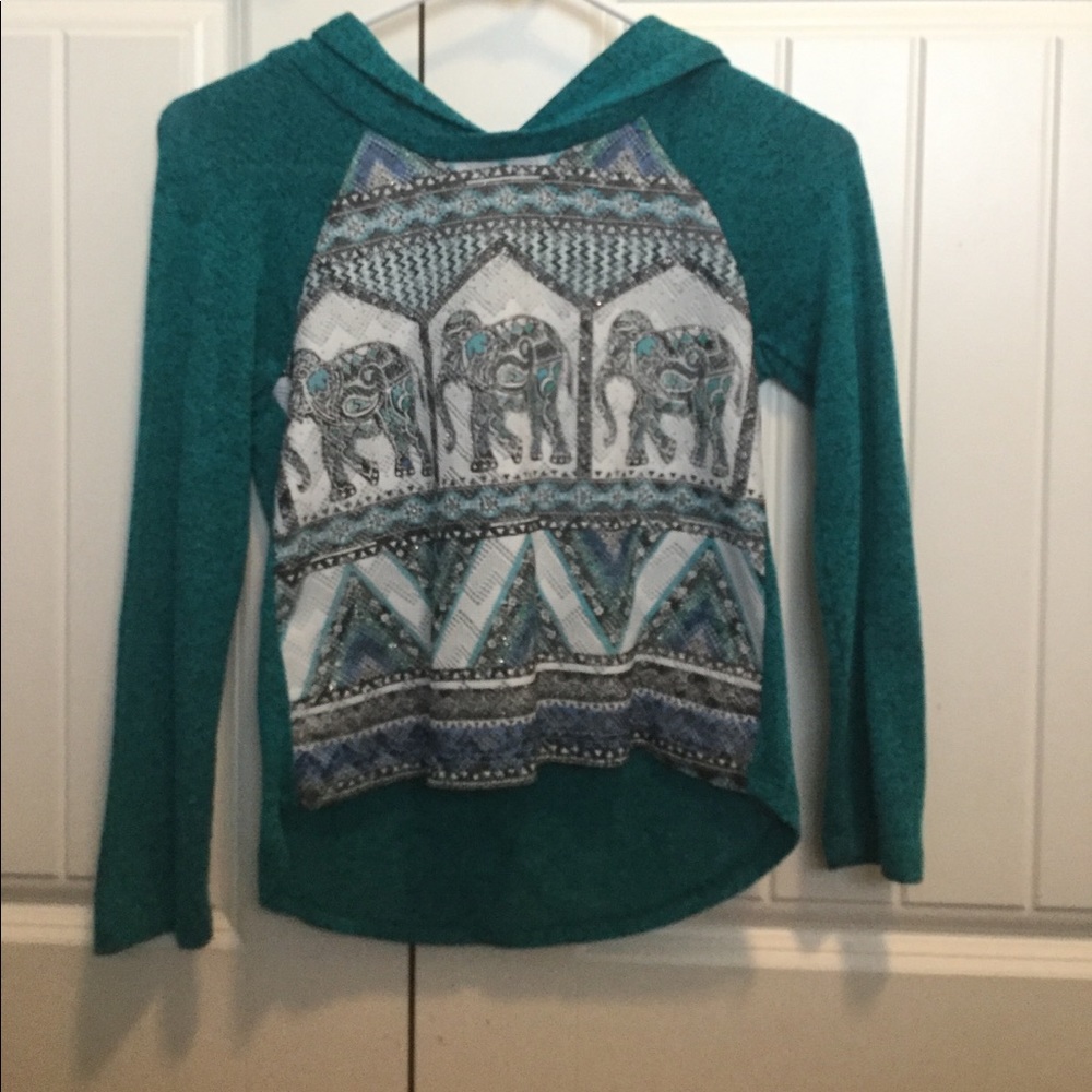 Turquoise long sleeve shirt with elephant design