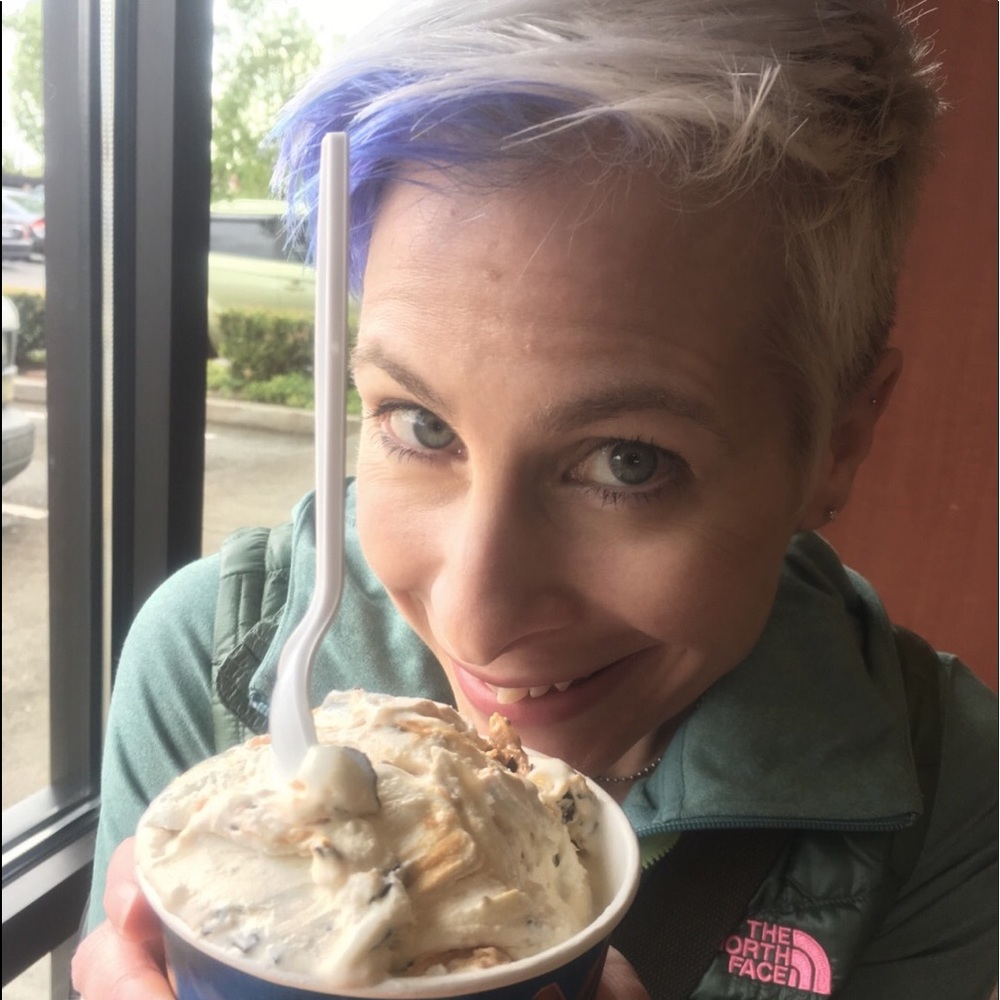 Meet your Posher, Jenn