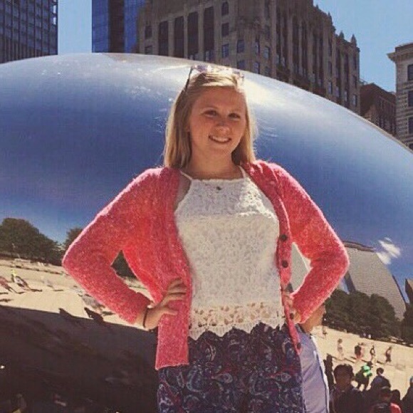 Meet your Posher, Megan - Picture 1 of 1