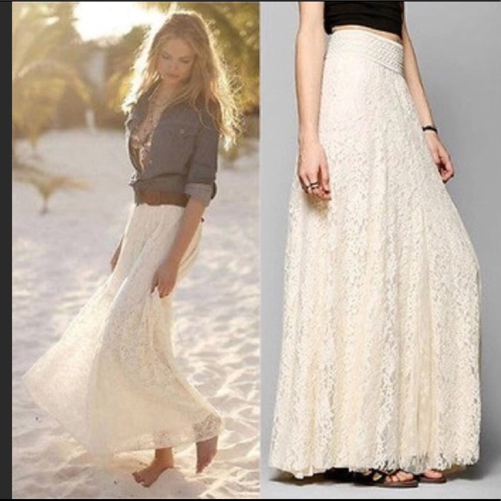 5 ⭐️ rated lace Maxi skirt back in stock