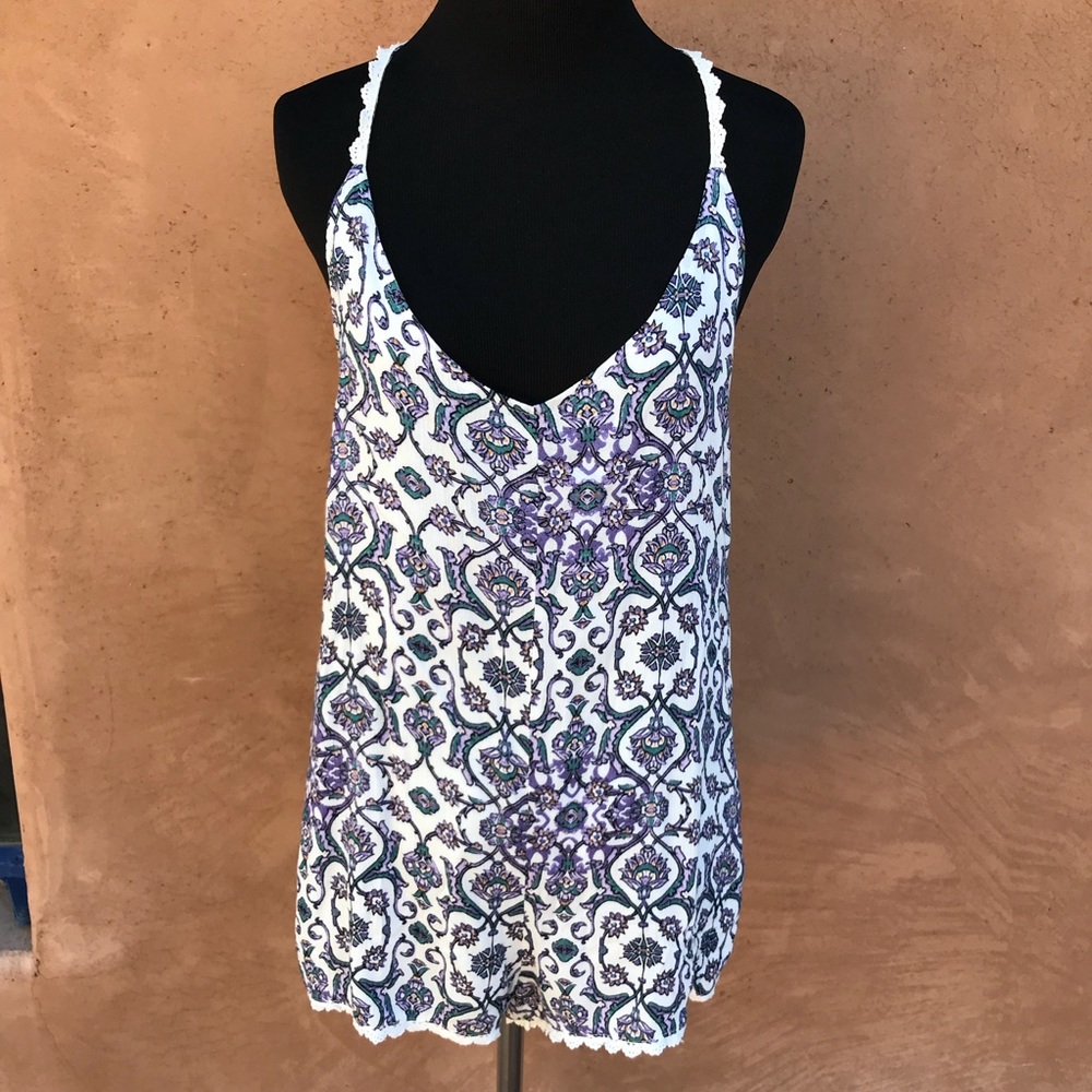 HP 💜 Kendall & Kylie romper multicolor crochet