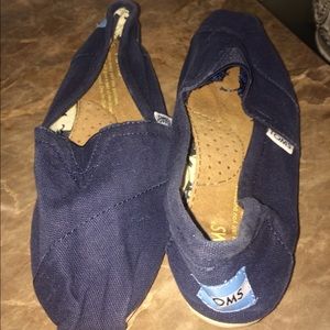 Navy blue TOMS