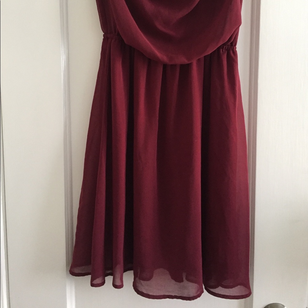 Dress - Picture 3 of 3