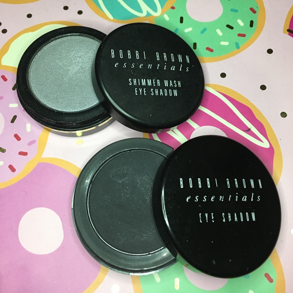 Bobbi Brown essentials eye shadow Sterling & Navy