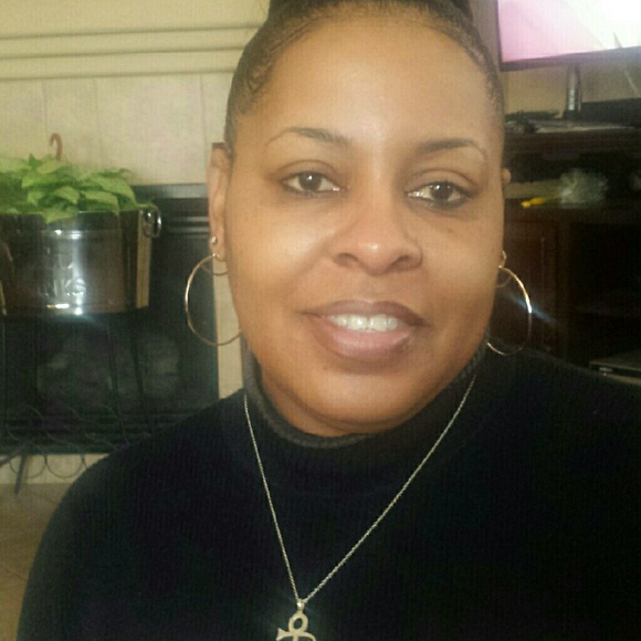 Meet your Posher, Kesha - Picture 1 of 1