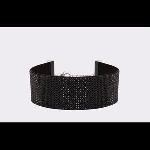 Black diamond choker
