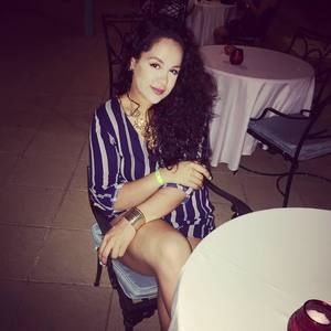 Meet your Posher, Mariela
