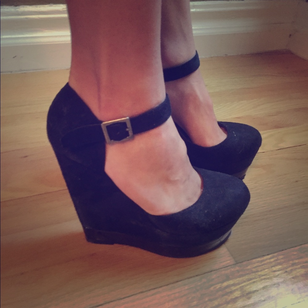 Black platform heels