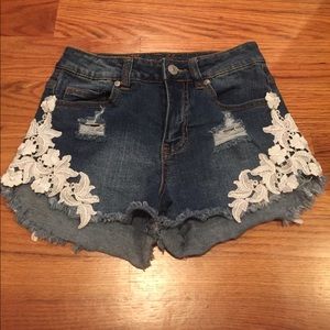 Delia's high waisted shorts
