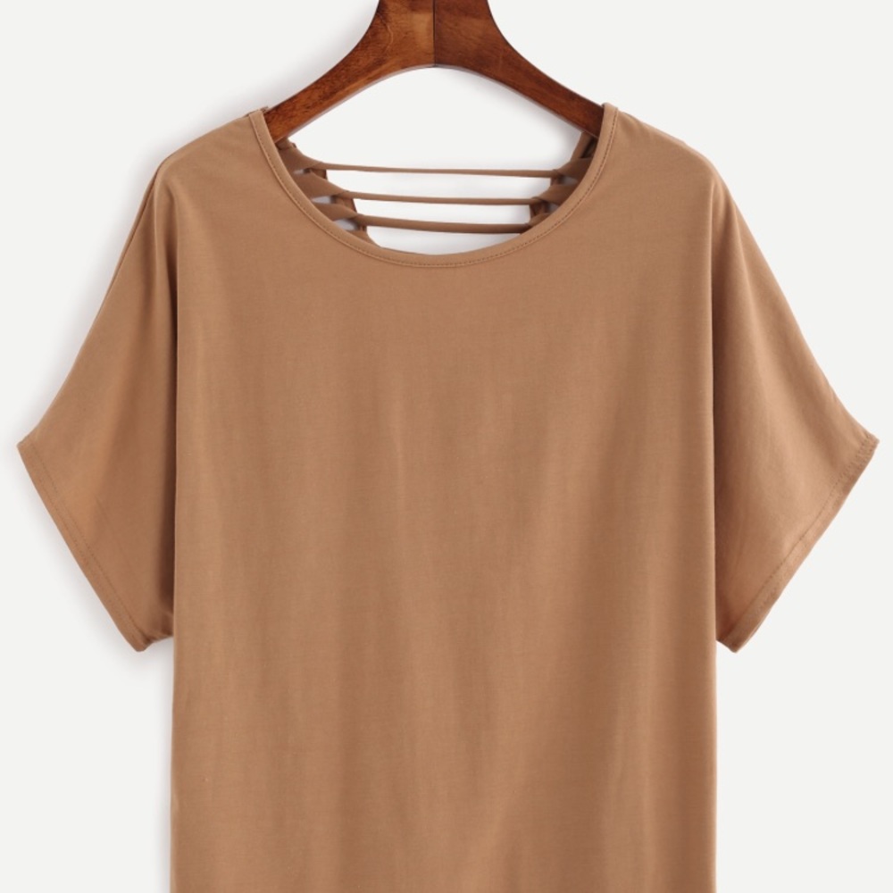 ✨Brown lace down back t shirt✨