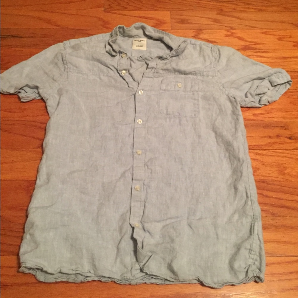 💥SALE💥 Like New Lightweight Button Down