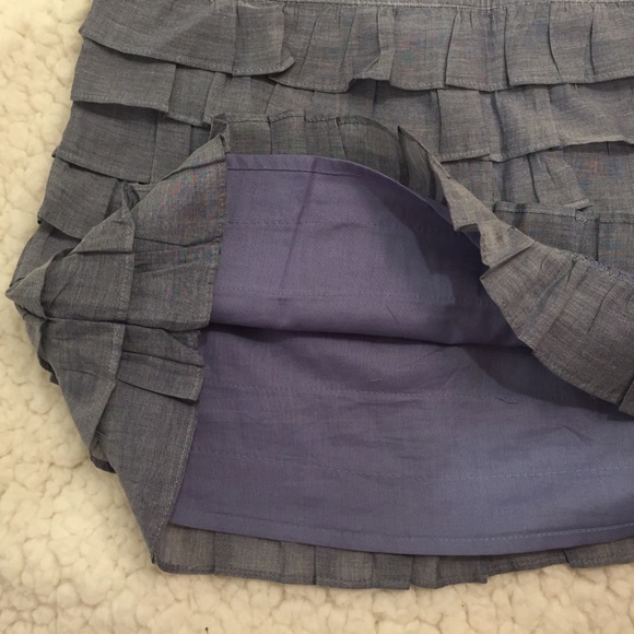 Flirty, fun, ruffled skirt - Picture 3 of 4