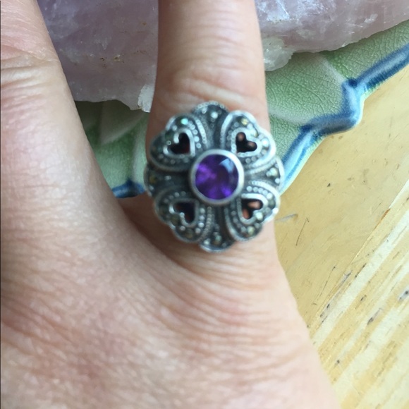 Purple Heart clover ring - Picture 3 of 3