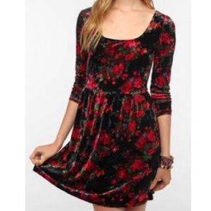 Velvet dress size small
