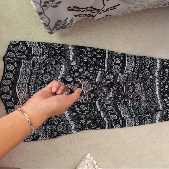 Floral print maxi skirt - Picture 2 of 3