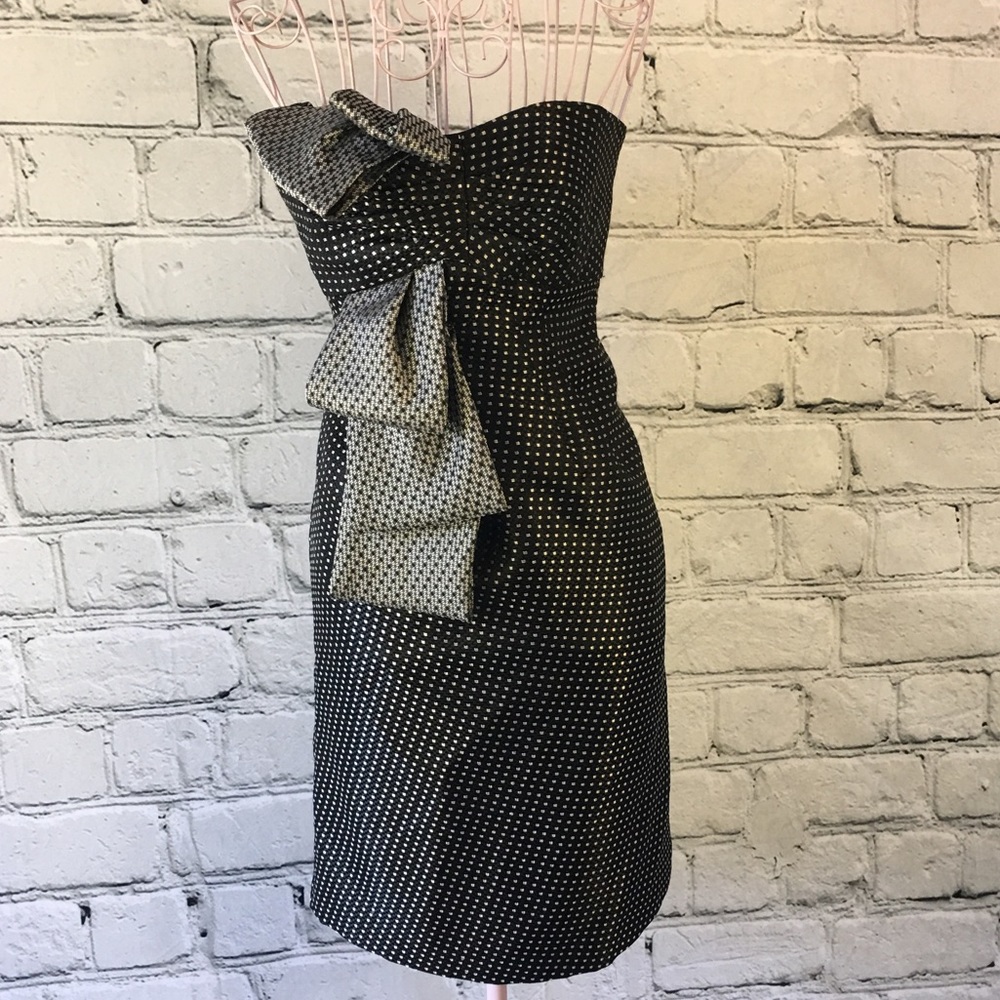 Max and Cleo Black Silver Shimmering Dress Size 4