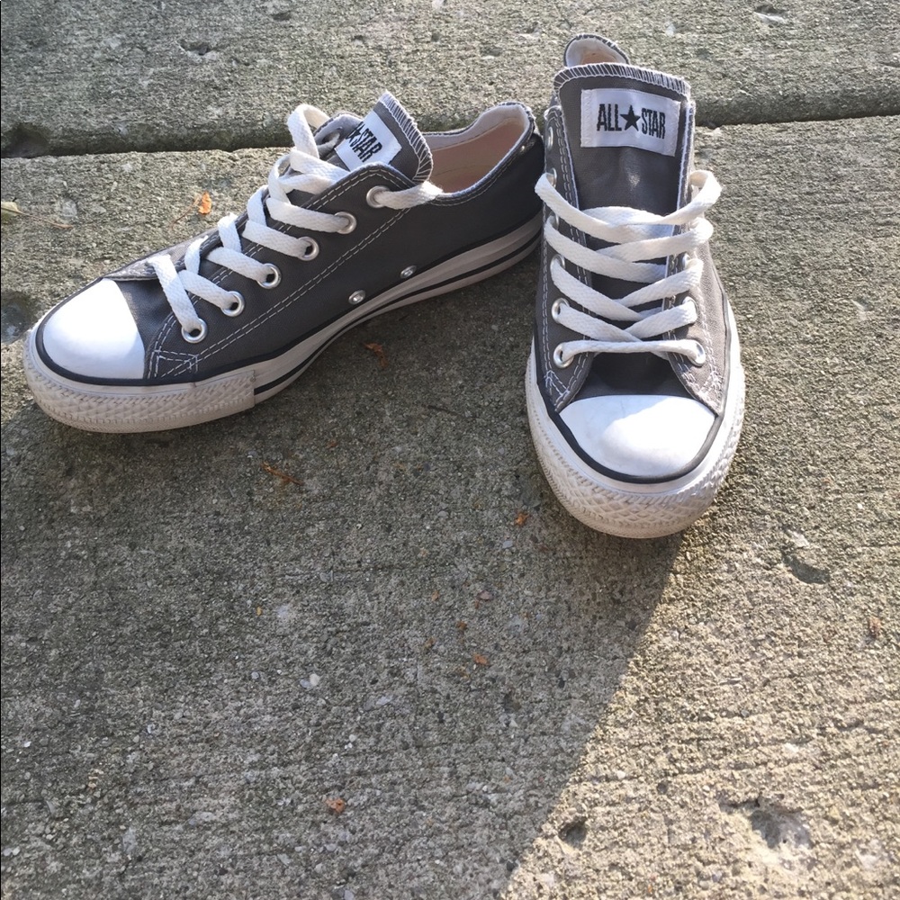Grey converse