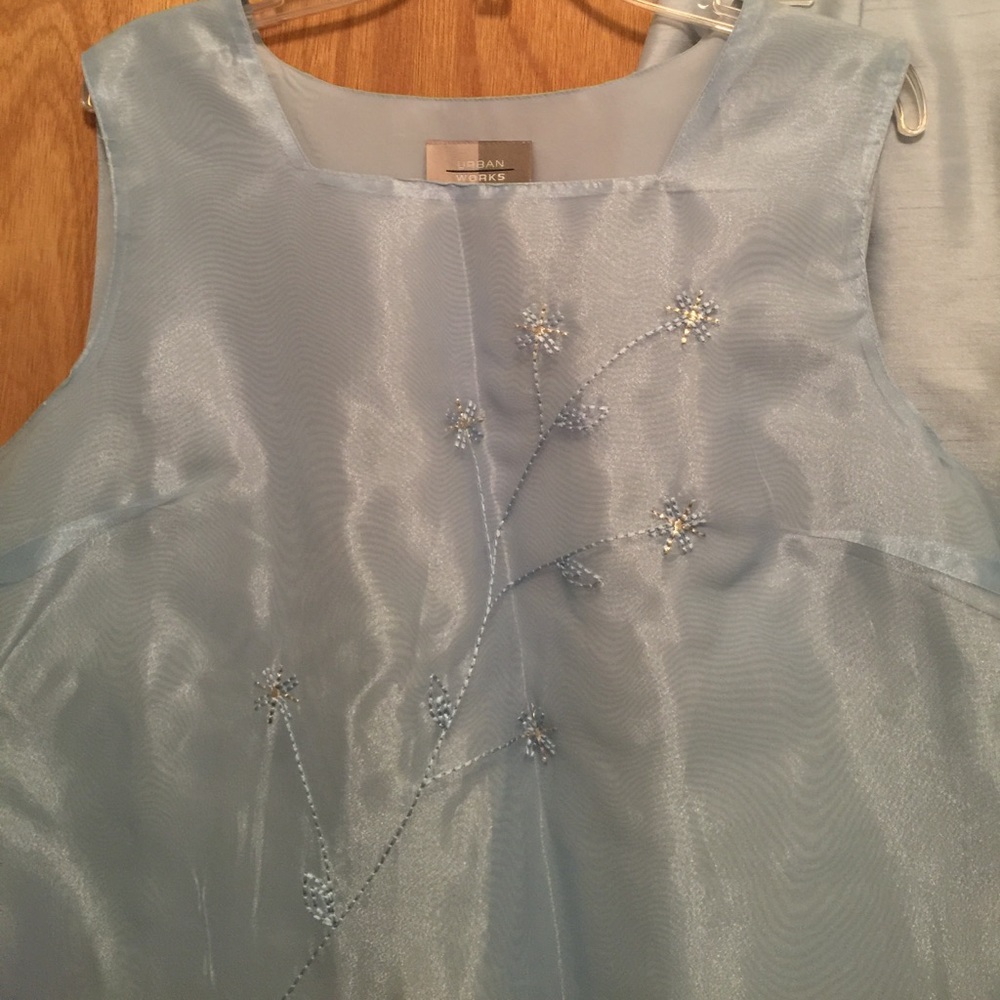 NWT! 2-piece. Skirt & top.