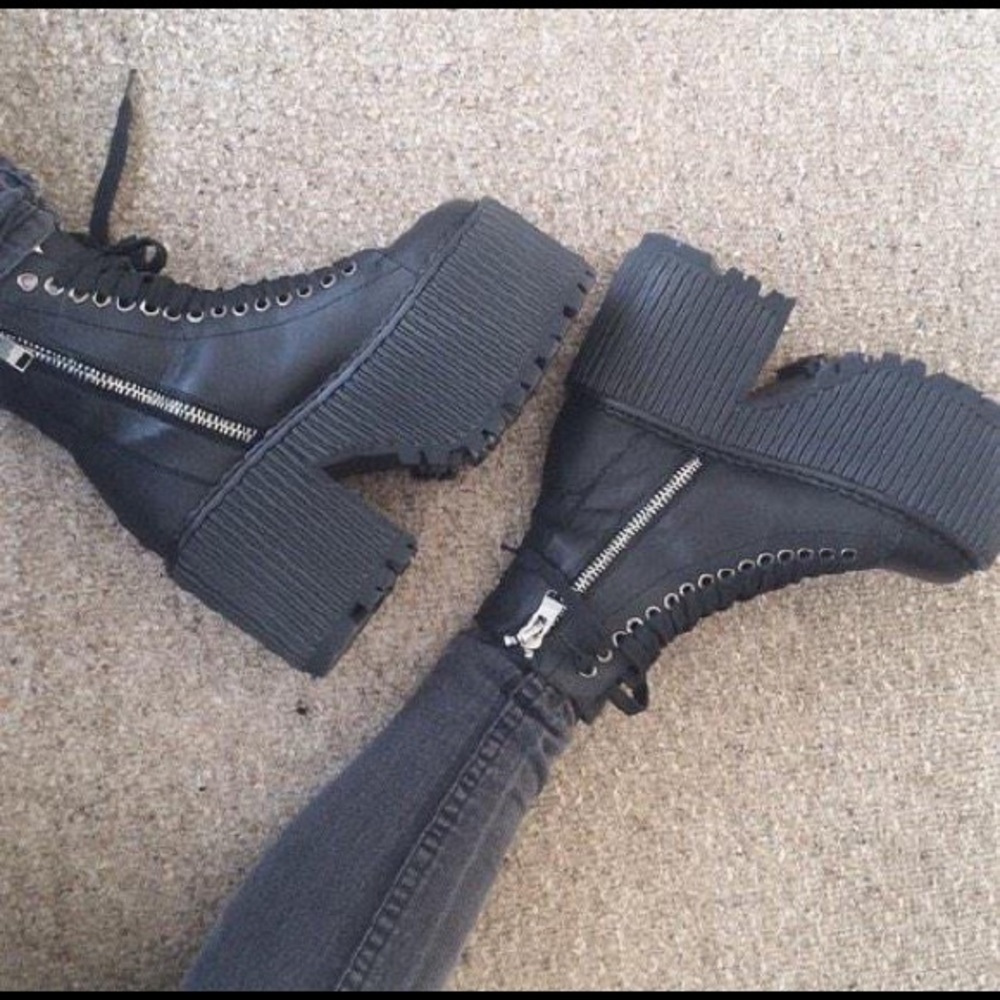 ISO UNIF Dawson Scosche Era platform moto boots