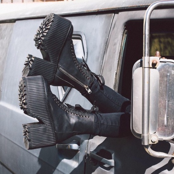 ISO UNIF Dawson Scosche Era platform moto boots - Picture 2 of 8