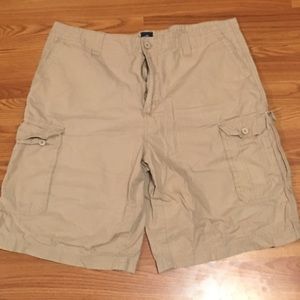 Men's tan cargo shorts