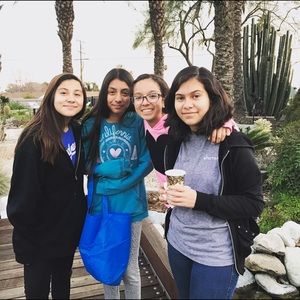 Meet your Posher, Briana