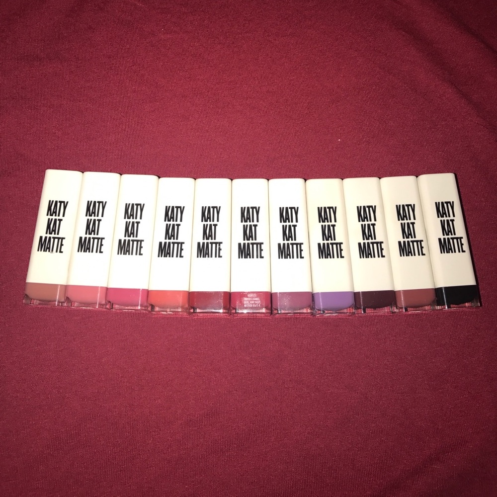 Complete Katy Perry Covergirl collection