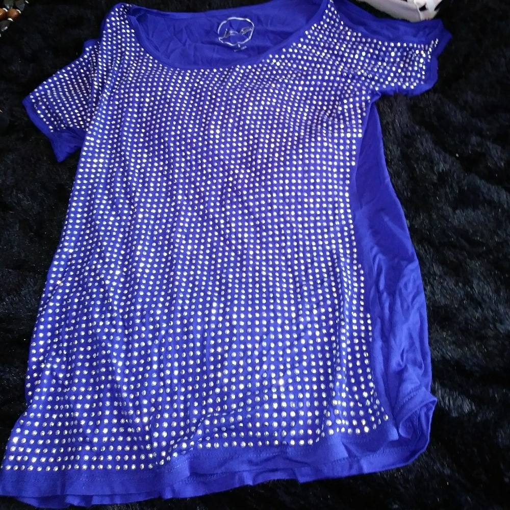 🎉SALE!!!!! 🎊Super cute inc top!