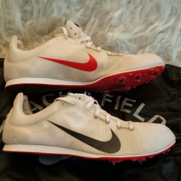 Nike cleats - Picture 2 of 4