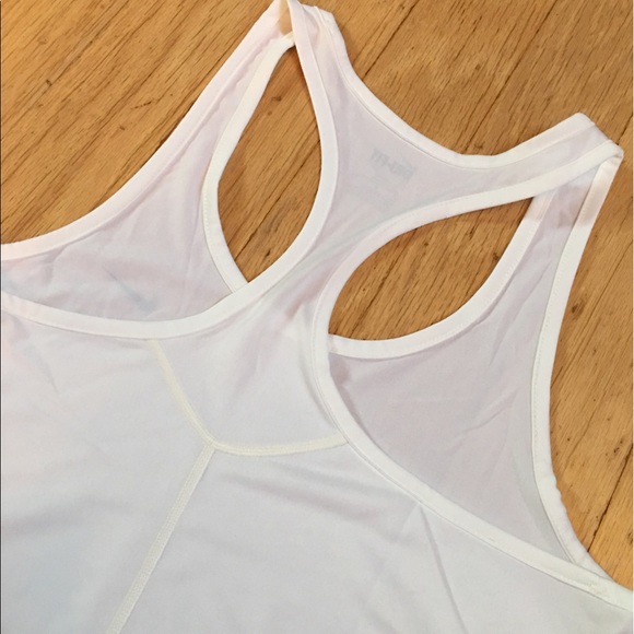 Nike Training Tank - Picture 2 of 3