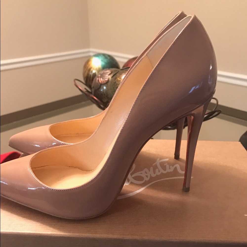 Pigalle Follies 100 Patent