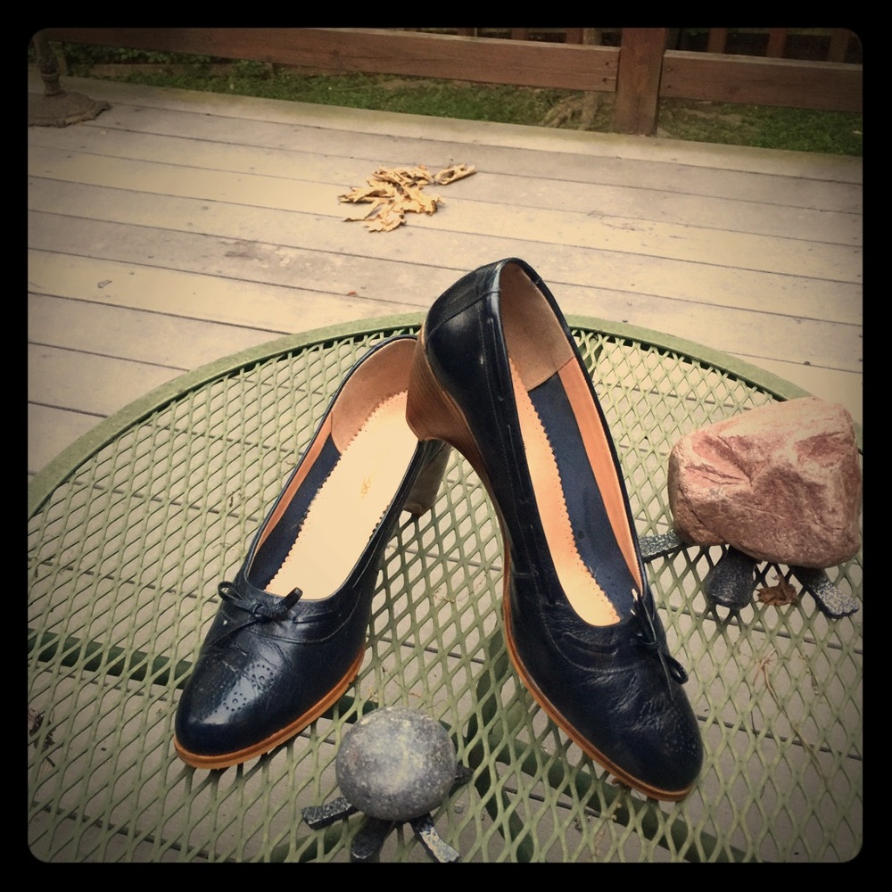 Vintage Pappagallo Pumps.