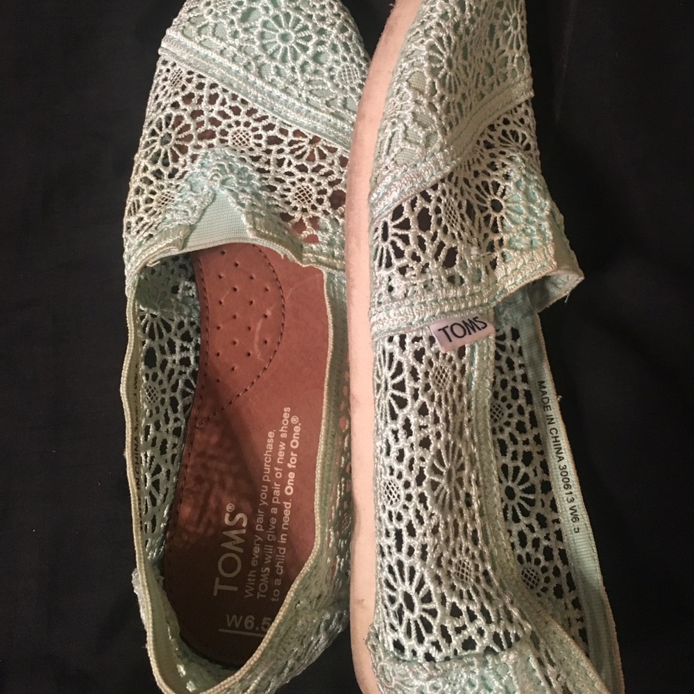 EUC Mint Crochet Toms - Picture 3 of 4