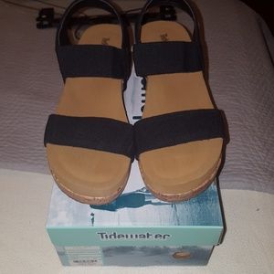 Tidewater Beach Club Wedge 8