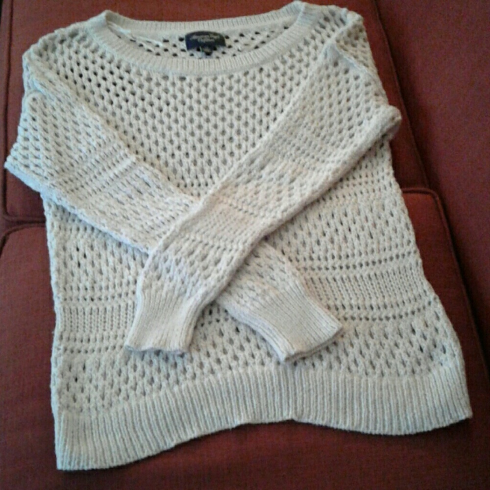 AMERICAN EAGLE sweater, size large, super comfy!!