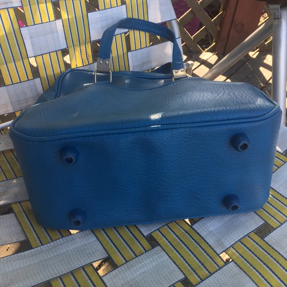 Vintage Carry On Luggage 78