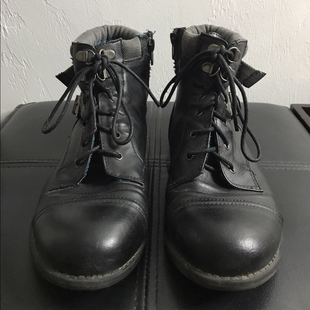 G by Guess ankle boots