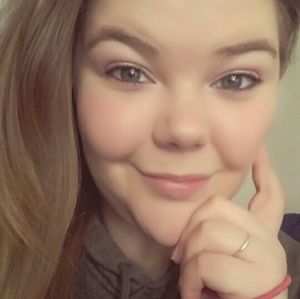 Meet your Posher, Taija