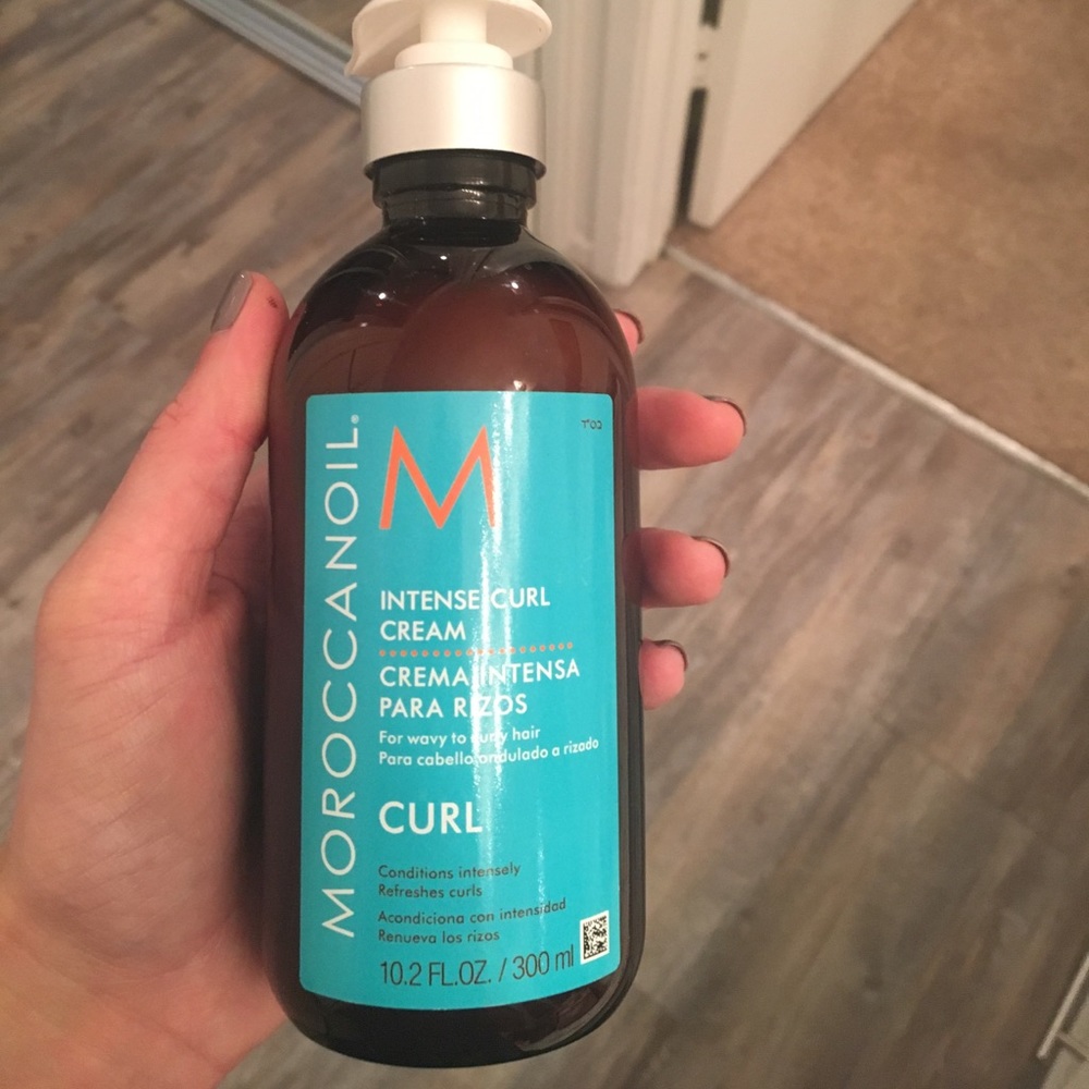 Morracan intense curl cream