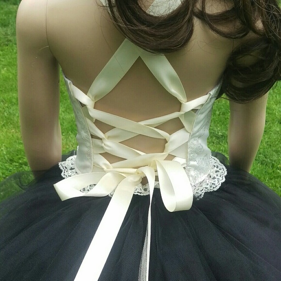 Flower girl dress - Picture 3 of 4