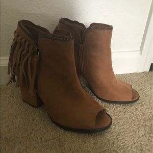 Booties w/heel