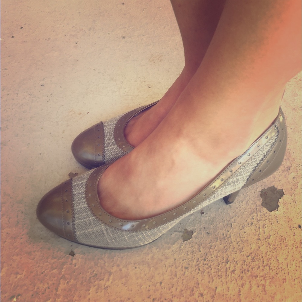 Anne Klein pumps