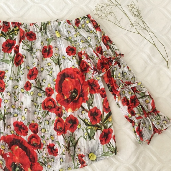 Last Chance🎀 Bow tie sleeves off the shoulder top - Picture 2 of 5