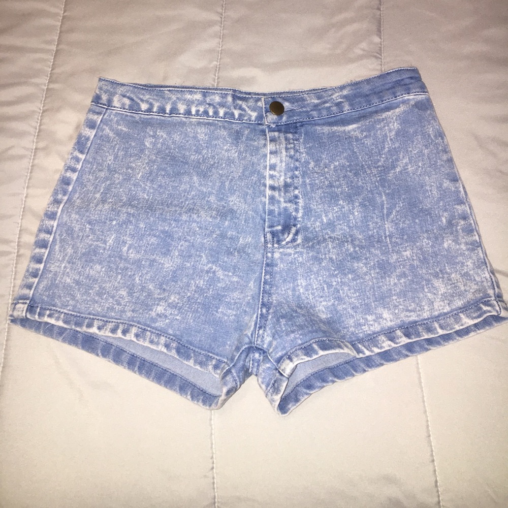 Women's high waisted denim shorts