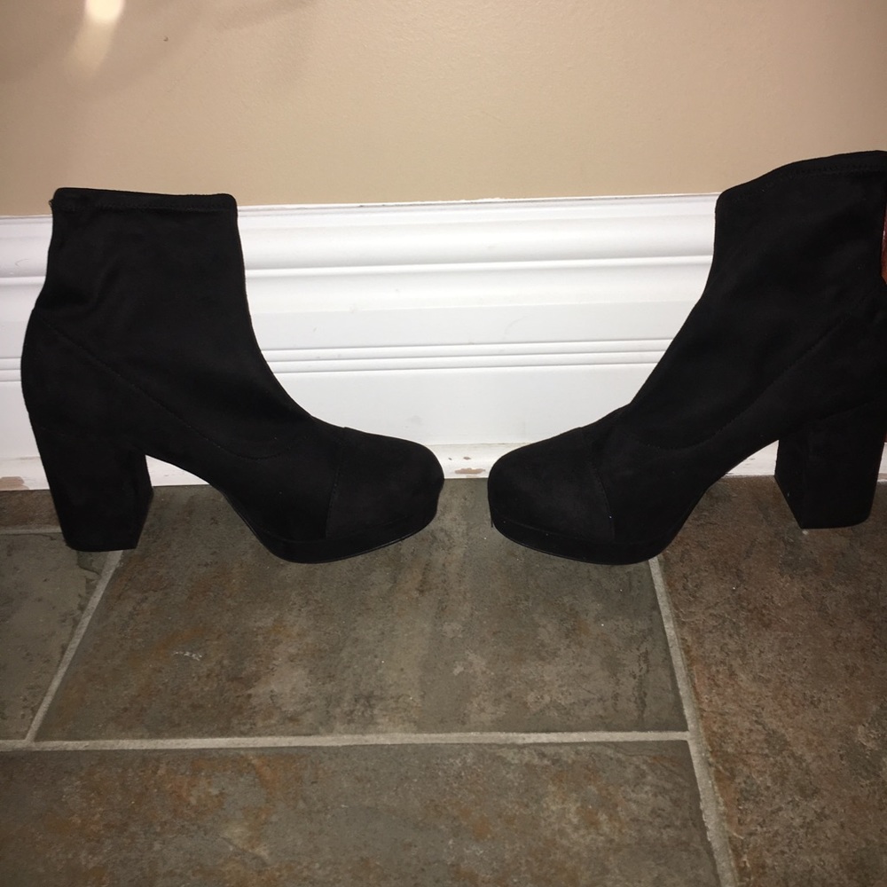 Forever 21 Cloth Ankle Boots