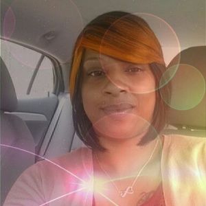 Meet your Posher, Latoya