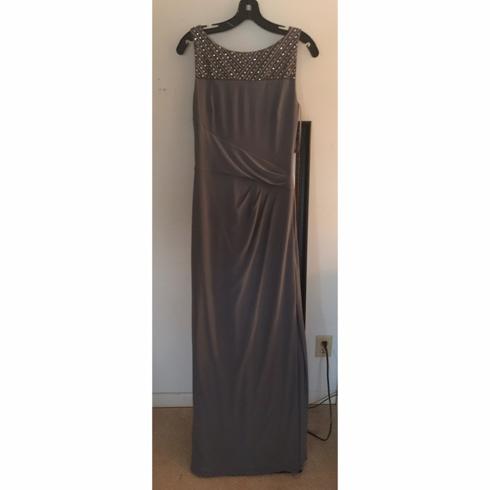 Gorgeous Ralph Lauren evening gown