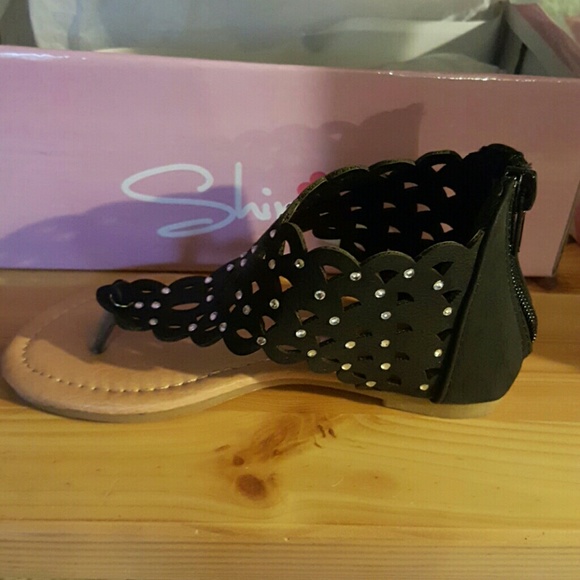 Girls Sandals - Picture 5 of 5