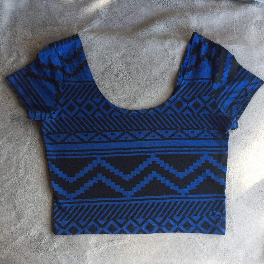 PINK Victoria's Secret Blue Crop Top Size L
