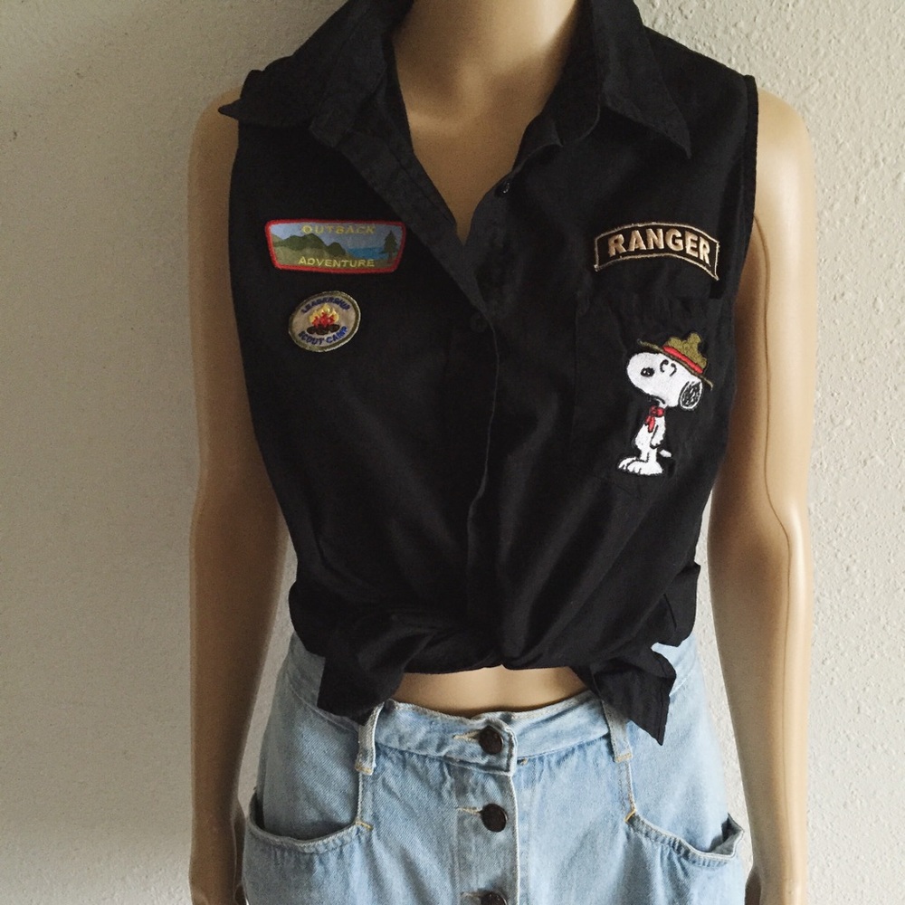 Peanuts Snoopy Sleeveless Button Down With Patches